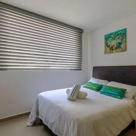 Moderno Apartamento Frente Al Mar Apartamento *