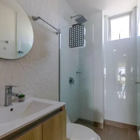 Moderno Apartamento Frente Al Mar * Cartagena