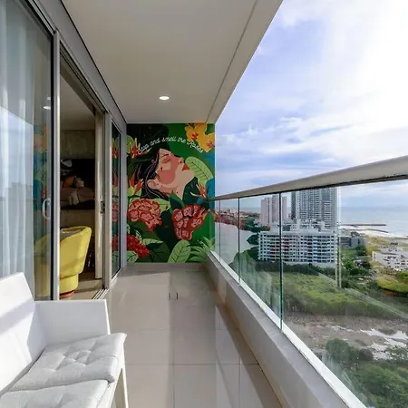 Moderno Apartamento Frente Al Mar Apartamento